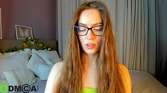 Agnes Wells online show from November 4, 9:19 am