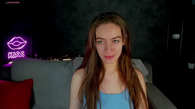 Agnes Wells online show from April 5, 1:03 am