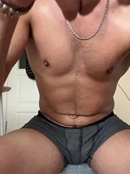 Snapshot of LUKADDES chatting on February 3, 12:43 pm LUKADDES online show from February 3, 12:43 pm