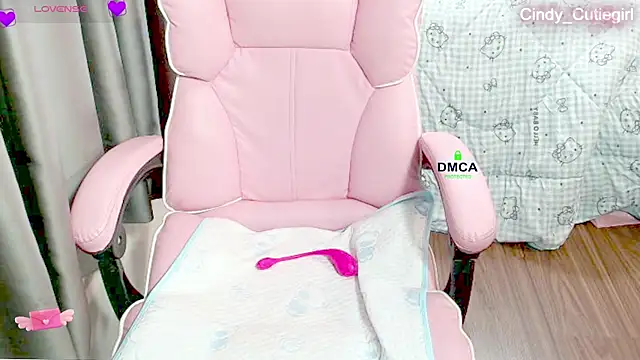 Cindy Cutiegirl online show from April 21, 10:23 pm