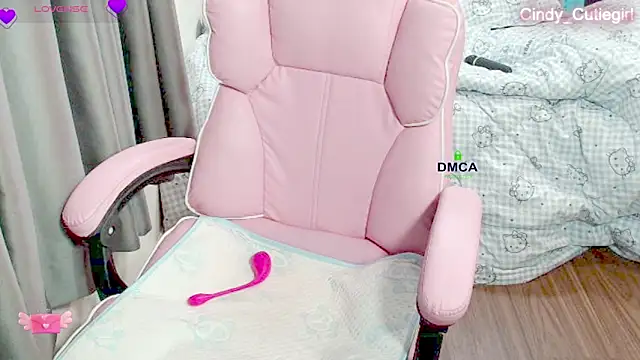 Snapshot of Cindy_Cutiegirl chatting on May 6, 10:15 pm Cindy Cutiegirl online show from May 6, 10:15 pm