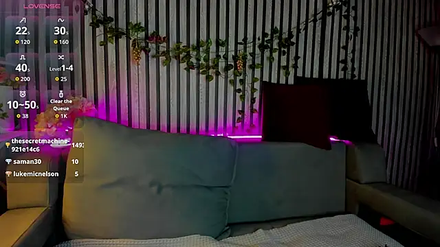 Casey Sweeet online show from February 3, 6:22 am