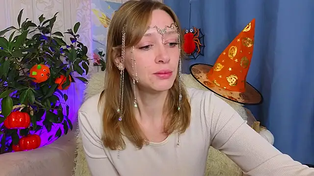 Snapshot of evashiny_ chatting on October 27, 3:54 am evashiny online show from October 27, 3:54 am