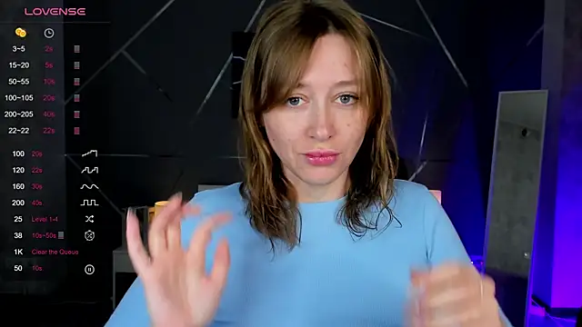 Snapshot of evashiny_ chatting on November 29, 3:09 am evashiny online show from November 29, 3:09 am