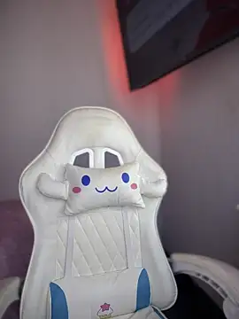 isabela l online show from September 21, 5:36 pm