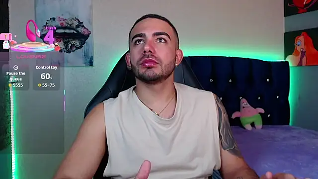 adamhairy online show from April 20, 7:48 pm