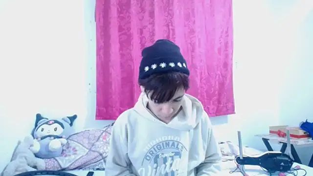 lucky stricke online show from November 4, 3:27 am