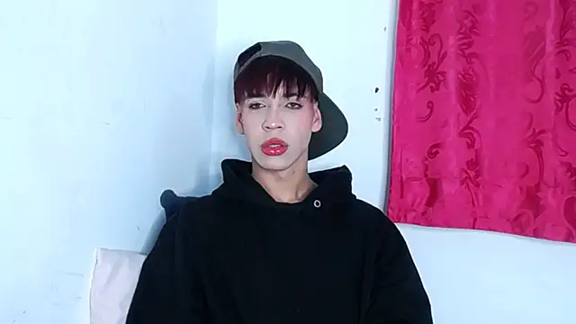 lucky stricke online show from November 21, 4:22 am