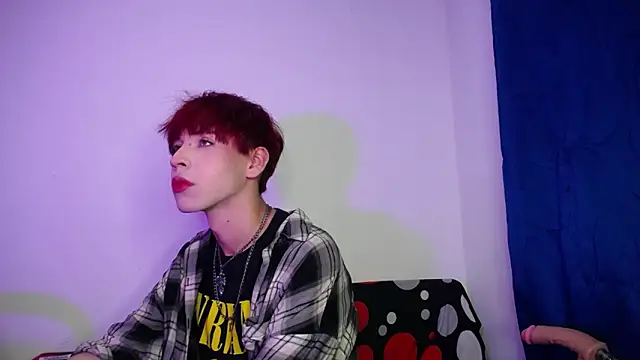 lucky stricke online show from April 3, 3:59 am