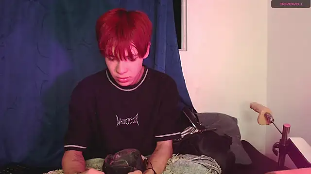 lucky stricke online show from April 21, 5:58 am