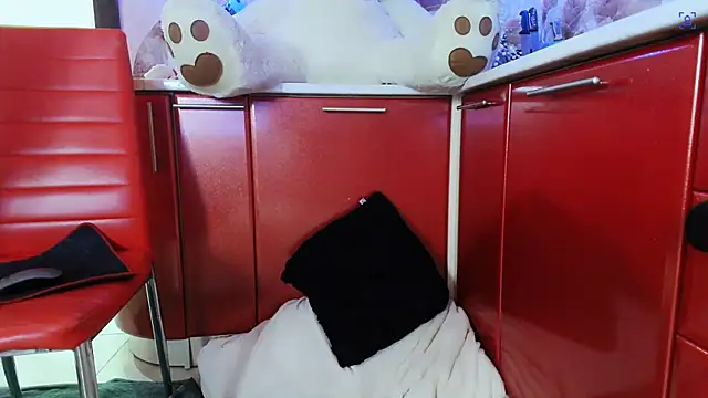 SquirtMilf00 online show from February 25, 5:06 am