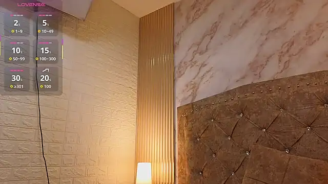 AnastasiaColeman online show from November 21, 7:56 pm