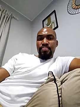 Snapshot of mojaymort chatting on October 8, 5:43 pm mojaymort online show from October 8, 5:43 pm