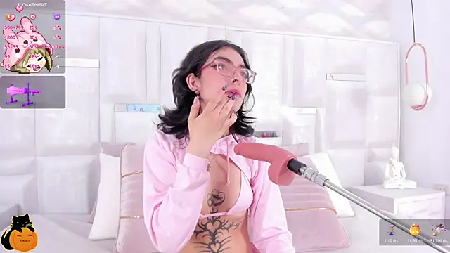 Im Molly Angel online show from October 28, 10:12 pm