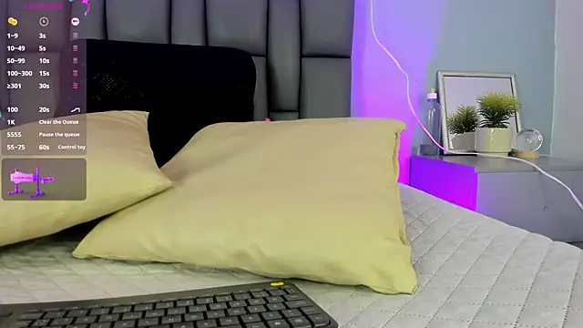  jasmine blush online show from September 12, 1:33 pm