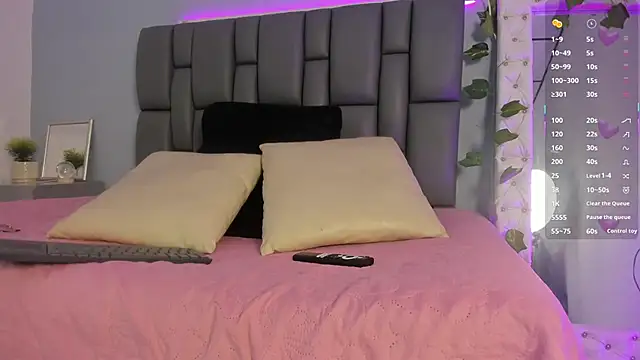  jasmine blush online show from October 4, 1:42 pm