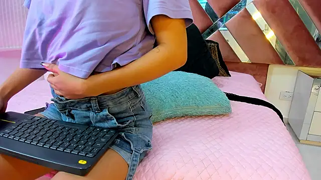  jasmine blush online show from March 29, 11:54 am