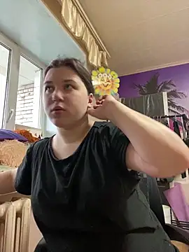 Snapshot of Kemeli008 chatting on October 27, 10:19 am Kemeli008 online show from October 27, 10:19 am