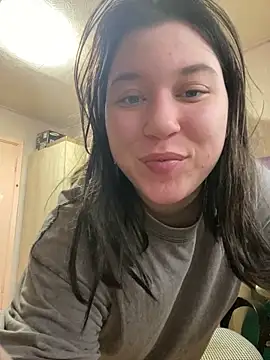 Snapshot of Kemeli008 chatting on November 3, 9:10 am Kemeli008 online show from November 3, 9:10 am