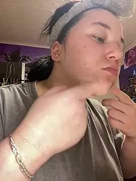 Snapshot of Kemeli008 chatting on November 8, 7:12 pm Kemeli008 online show from November 8, 7:12 pm