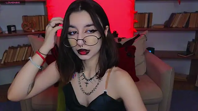 Mistress  Marcelline online show from September 26, 1:42 am