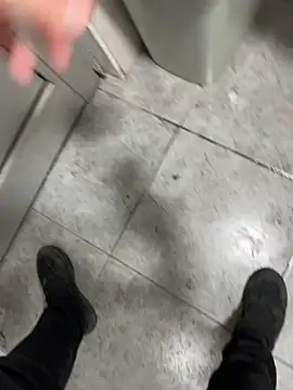 Snapshot of KAZANOVAA chatting on November 8, 11:43 am KAZANOVAA online show from November 8, 11:43 am