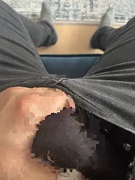 Snapshot of KAZANOVAA chatting on April 1, 4:46 am KAZANOVAA online show from April 1, 4:46 am