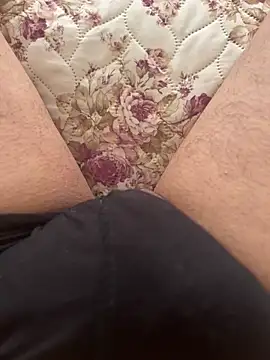 Snapshot of KAZANOVAA chatting on April 4, 1:19 pm KAZANOVAA online show from April 4, 1:19 pm