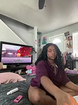 XKimmyGreen online show from May 18, 12:07 am