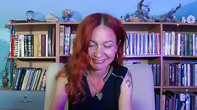 Snapshot of Foxilady357 chatting on July 6, 3:03 pm Foxilady357 online show from July 6, 3:03 pm