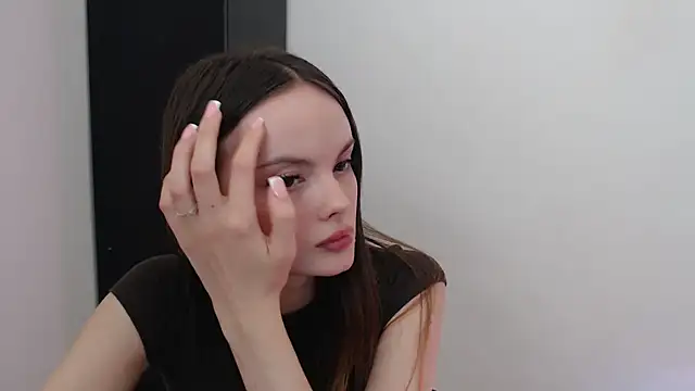 Ariella ari online show from September 17, 12:40 pm