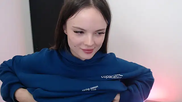 Ariella ari online show from September 19, 2:40 pm