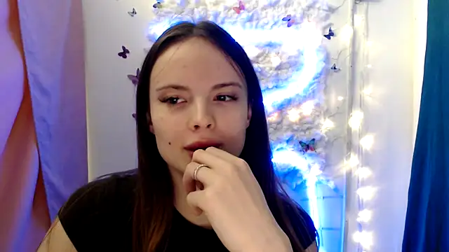 Ariella ari online show from October 2, 12:45 pm