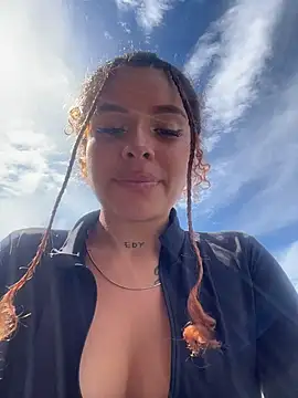 haally-mll online show from April 2, 7:22 pm