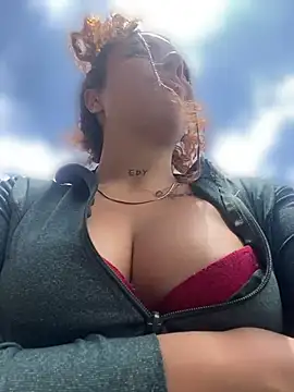 haally-mll online show from April 22, 4:41 pm