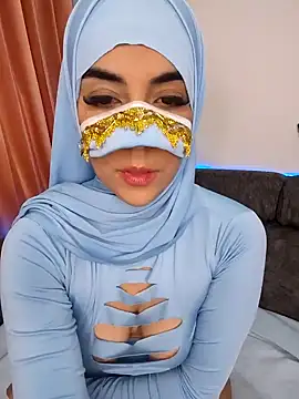 Snapshot of aisha_samiri chatting on September 27, 4:28 am aisha samiri online show from September 27, 4:28 am