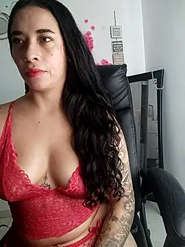 Snapshot of Valenn_fernandez chatting on July 10, 10:12 pm Valenn fernandez online show from July 10, 10:12 pm