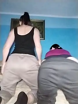 Snapshot of Viktoriia27 chatting on December 20, 1:07 pm Viktoriia27 online show from December 20, 1:07 pm