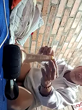 Snapshot of GaaraDiaz chatting on September 25, 4:05 am GaaraDiaz online show from September 25, 4:05 am