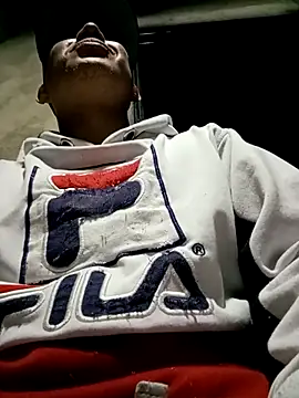 Snapshot of GaaraDiaz chatting on October 19, 6:36 am GaaraDiaz online show from October 19, 6:36 am