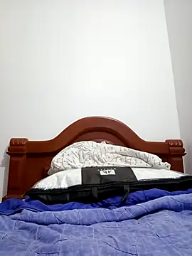 Snapshot of GaaraDiaz chatting on November 16, 5:13 am GaaraDiaz online show from November 16, 5:13 am