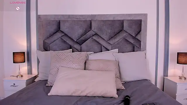 lucianacohelo online show from September 10, 1:22 pm