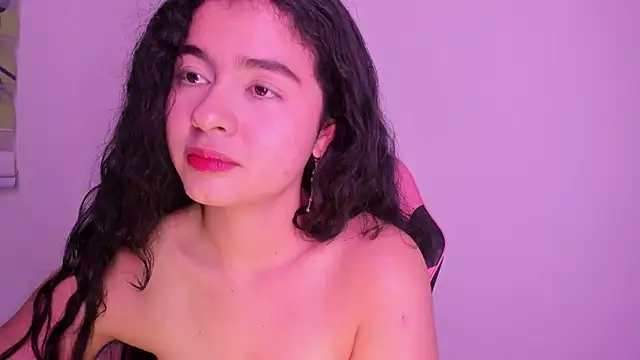 Arianna Jannes online show from April 15, 4:08 am