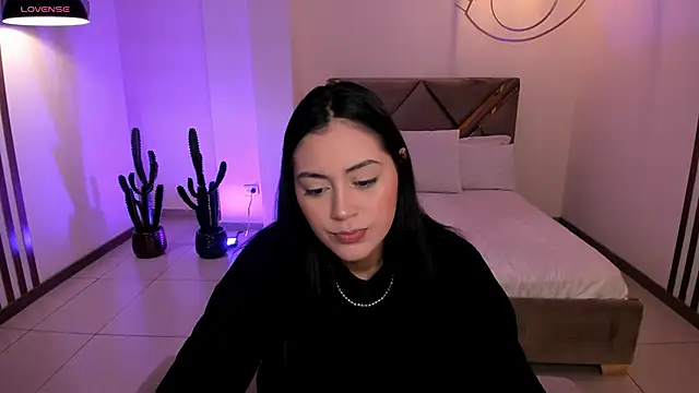 AmbarJames  online show from January 9, 11:57 am