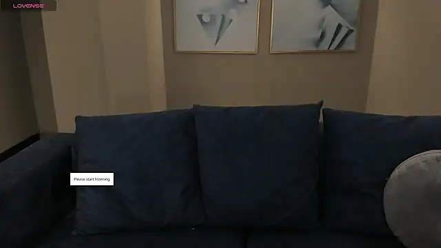 Snapshot of AmbarJames_ chatting on April 28, 11:15 am AmbarJames online show from April 28, 11:15 am