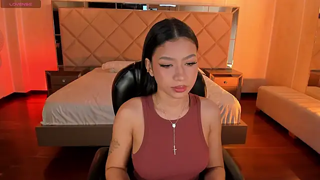 SophieHouston  online show from March 4, 2:06 am