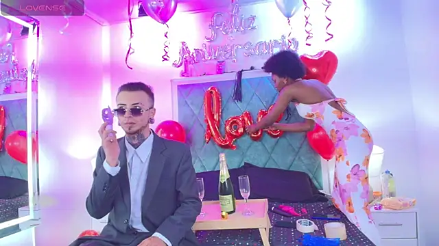 Snapshot of Asha_zuri_and_adam chatting on September 12, 1:00 pm Asha zuri and adam online show from September 12, 1:00 pm