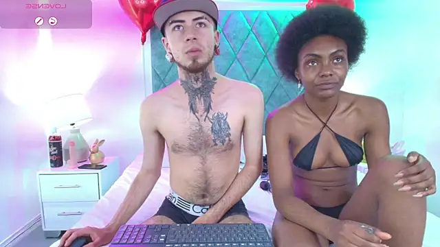 Snapshot of Asha_zuri_and_adam chatting on October 4, 12:58 pm Asha zuri and adam online show from October 4, 12:58 pm