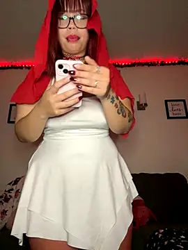 Snapshot of moan4mona chatting on October 26, 3:01 am moan4mona online show from October 26, 3:01 am