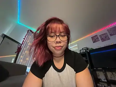 moan4mona online show from February 8, 10:46 pm